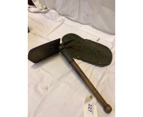  Sale Item:    W W 2 ENTRENCHING TOOL   Vat Status:   No Vat   Buyers Premium:  This lot is subject to a Buyers Premium of 15