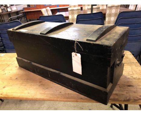  Sale Item:    SMALL TRUNK (AF)   Vat Status:   No Vat   Buyers Premium:  This lot is subject to a Buyers Premium of 15% + Va