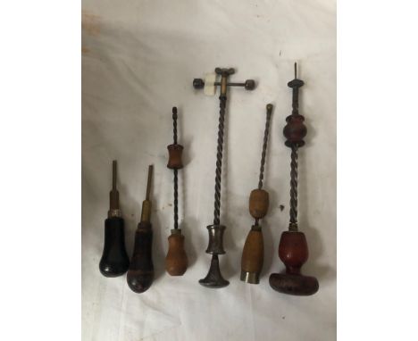  Sale Item:    BOX VINTAGE TOOLS   Vat Status:   No Vat   Buyers Premium:  This lot is subject to a Buyers Premium of 15% + V