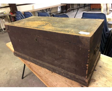  Sale Item:    TRUNK (AF)   Vat Status:   No Vat   Buyers Premium:  This lot is subject to a Buyers Premium of 15% + Vat @ 20