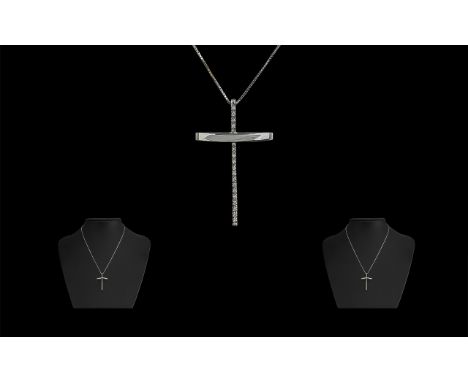 18ct White Gold Diamond Set Cross suspended on an 18ct fine gold box link chain. Fully hallmarked.