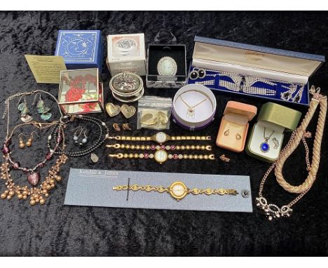 Box of Quality Modern Costume Jewellery, including matching watch and bracelet set with crystals, necklaces, stone set neckla