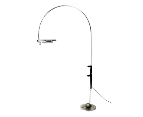 A Baltensweiler Ebikon arched standard lamp, with a weight driven balance, raised on a circular base, 204cm high.