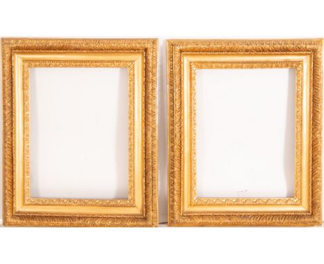 In carved and gilded wood. Exterior measurements: 82 x 68, light measurements: 62 x 50