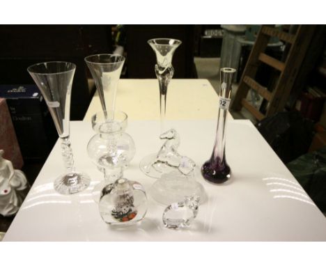 Collection of vintage Glass to include; pair of Millenium Champagne flutes, Selkirk glass vase, Villeroy & Boch Cat etc