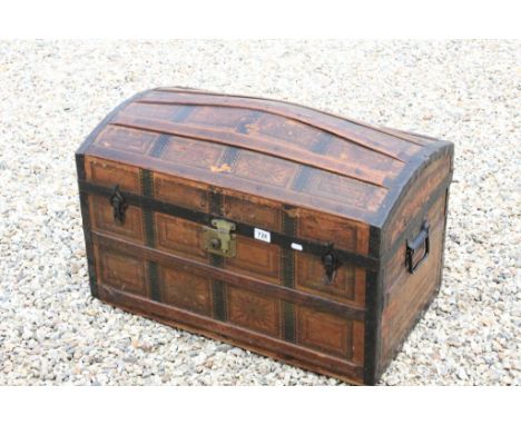 Late 19th / Early 20th century Domed Top Captains Chest / Travelling Trunk 