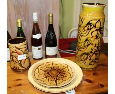 FOUR ITEMS OF POOLE POTTERY to include Aegean 