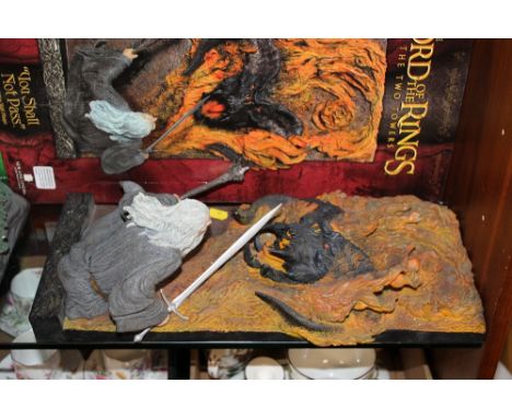 A BOXED SIDESHOW WETA COLLECTIBLES LORD OF THE RINGS, THE TWO TOWERS LIMITED EDITION POLYSTONE WALL PLAQUE "YOU SHALL NOT PAS