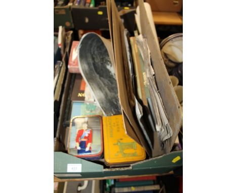 A TRAY OF SUNDRIES TO INCLUDE BOOKS, PICTURES, VINTAGE TINS, ETC 