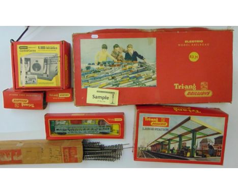 Collection of Triang OO gauge rail items including R3H boxed Electric Model Railroad, R459A Station, etc plus power controlle