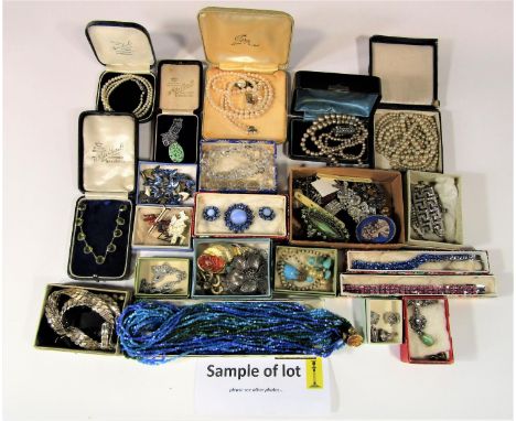 Varied collection of vintage costume jewellery to include a French marcasite double clip / brooch and various antique jewelle