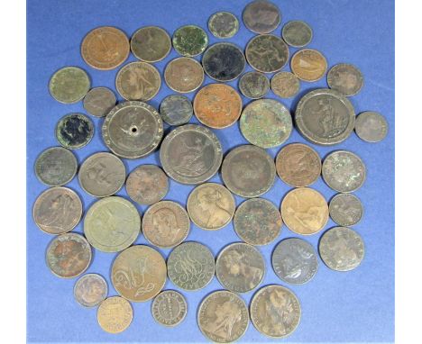 A collection of 18th and 19th century English bronze coinage, cartwheels, bronze tokens, etc 