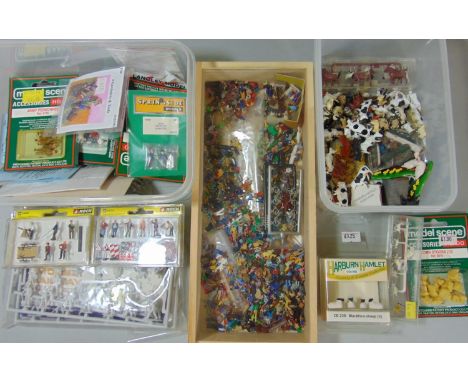 Large collection of miniature model people and animals, some in original packets, both painted and unpainted. Includes army p