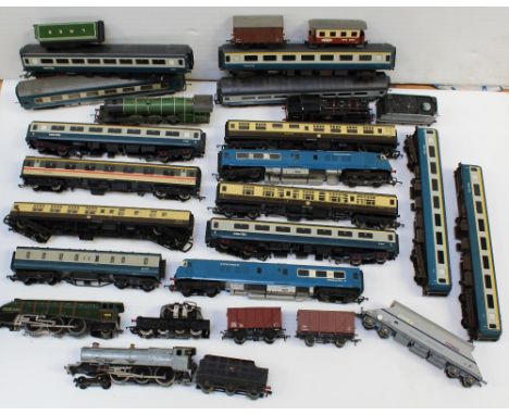 A group of loose locomotives and carriages to include Hornby, Wrenn, Bachmann, Tri-ang, Airfix etc, all playworn.