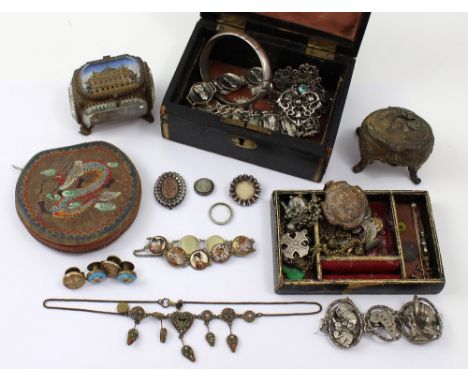 A quantity of costume jewellery including Japanese silver-plated and painted ceramic sectional bracelet, white and base metal