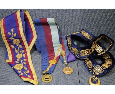 Masonic regalia including Warwickshire chain, Grand Chapter sash and other collars, London etc. P&amp;P Group 2 (£18+VAT for 