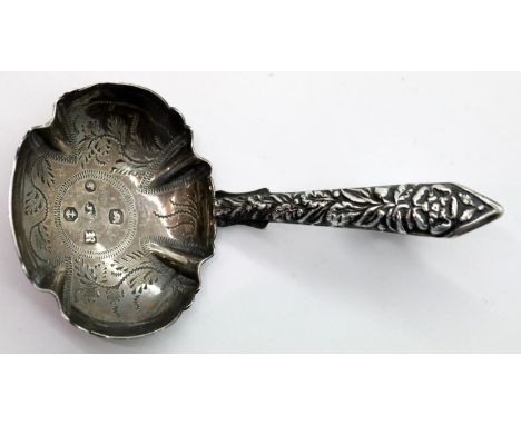 Hallmarked Victorian silver Caddy spoonAssay marks Birmingham 1839 maker JW. P&P Group 1 (£14+VAT for the first lot and £1+VA