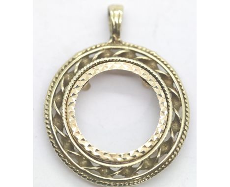 9ct gold full sovereign mount with inner, 6.0g.P&P Group 1 (£14+VAT for the first lot and £1+VAT for subsequent lots) 