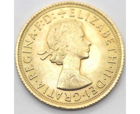Elizabeth II 1967 full sovereign. P&amp;P Group 1 (£14+VAT for the first lot and £1+VAT for subsequent lots) 