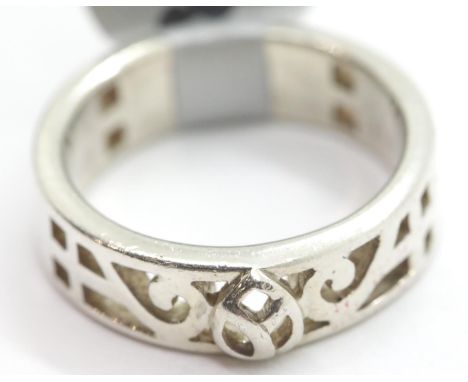 Silver solid ornate Celtic design band ring, size N. P&amp;P Group 1 (£14+VAT for the first lot and £1+VAT for subsequent lot