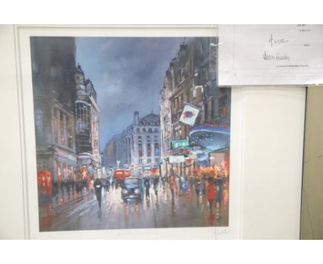 After Henderson Gisz (Brazilian b. 1960) Piccadilly London limited edition print 28/195 25 cm square. P&amp;P Group 3, will b