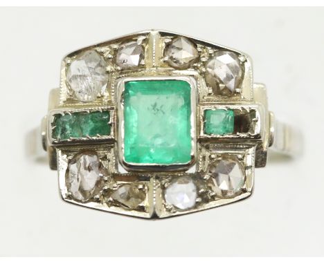 Unusual presumed platinum Art Deco style ring with green stones and mismatched diamonds. Total diamond weight approx 1 cts on