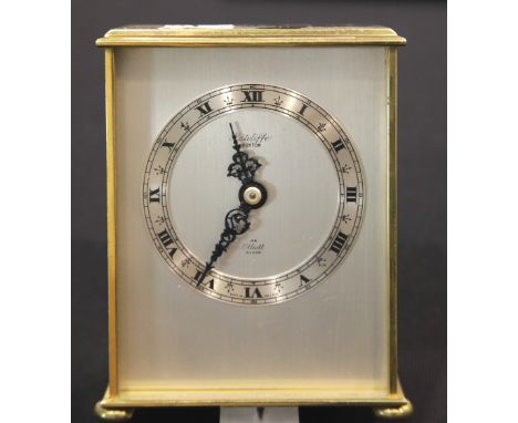 Heavy brass Elliott mechanical mantle clock retailed by Ratcliffe of Buxton, H: 14 cm. P&amp;P Group 1 (£14+VAT for the first