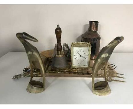 A tray of copper starboard ship's lamp, brass gong and beater, toasting forks, hand bell, desk clock etc 