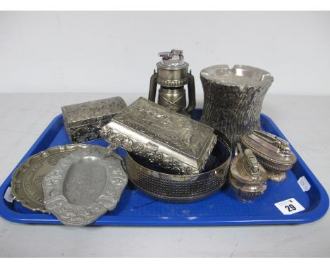 Novelty Ashtray in The Form of A Tree Trunk, further ashtrays, a table lighter as a lamp, trinket boxes etc :- One Tray 