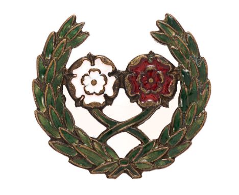 31st Division WW1 Battle Badge.  Good scarce die-cast brass enamelled crossed white and red roses within a green enamel wreat