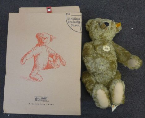 A Steiff Teddy bear, boxed 