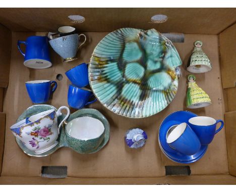 Wedgwood majolica plates, Crown Ducal ware cups and saucers, Carlton Ware figures **PLEASE NOTE THIS LOT IS NOT ELIGIBLE FOR 