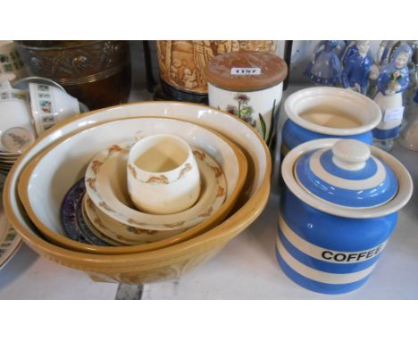 A selection of assorted ceramic items including TG Green Cloverleaf Cornishware coffee jar and sugar jar (no lid), two TG Gre