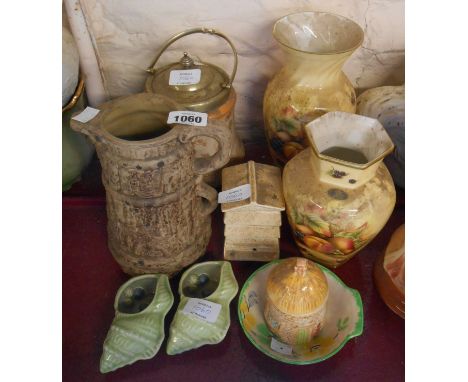 A small selection of ceramic items including Aynsley Orchard Gold vases, a pair of 1950's Hornsea pottery shell dishes, etc.