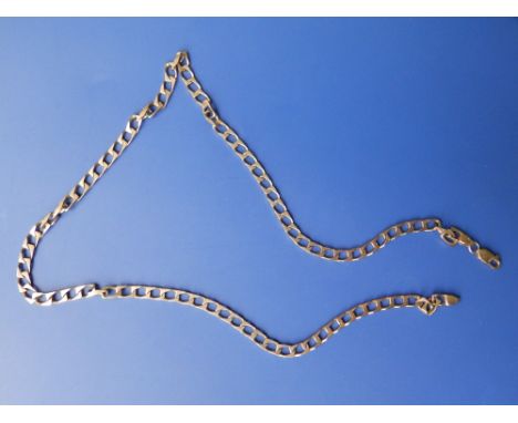 A modern 9ct gold chain.