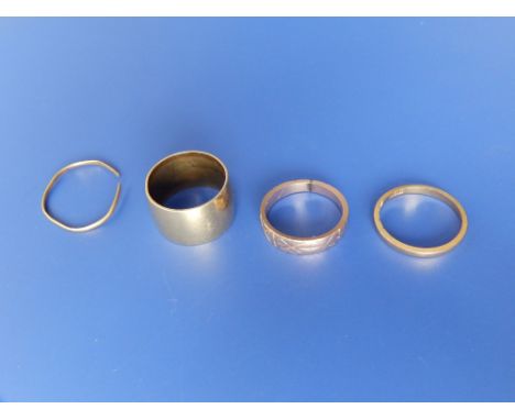 Two 18ct gold bands, a 22ct band and one other – a/f. (4)