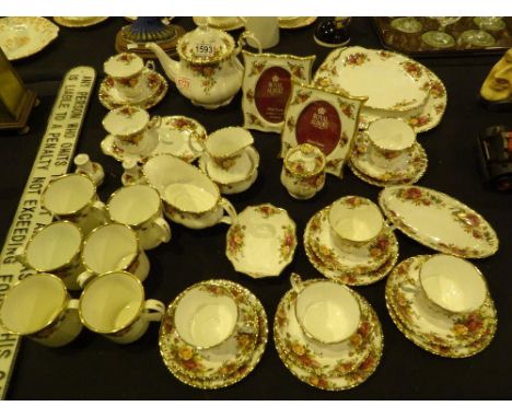 Forty pieces of Royal Albert Old Country Roses tea and dinnerware  CONDITION REPORT: All pieces are first quality with no dam