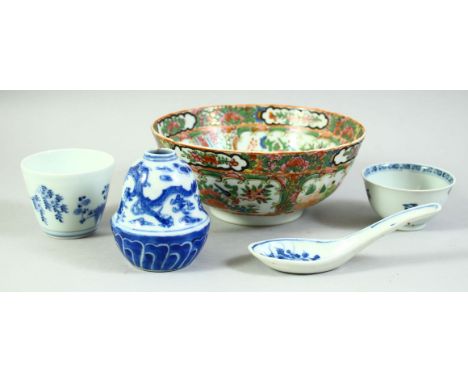 A CHINESE CANTON PORCELAIN BOWL, 18cm diameter, together with two blue and white tea cups, an unusual blue and white brush po