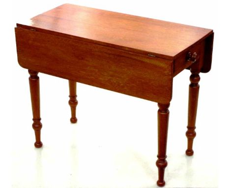 Antique cedar Pembroke table with a single drawer. c1890. 90cm wide, 91cm deep and 73cm tall.