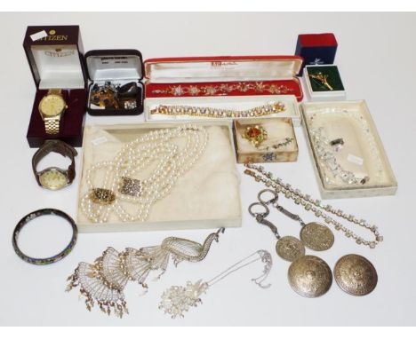 Collection of vintage costume jewellery including watches, brooches, necklaces, rings, cufflinks, bracelets, etc.