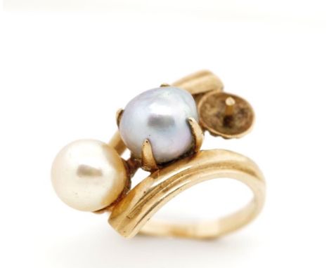 Rose gold and pearl ring for restoration marked 9ct 14k, . Approx weight 6.5 grams, ring size N. With one pearls missing. tes