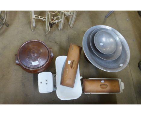 Neylux weighing scales, two Le Creuset Tremere dishes, three aluminium bowls, and three stoneware cooking pots 