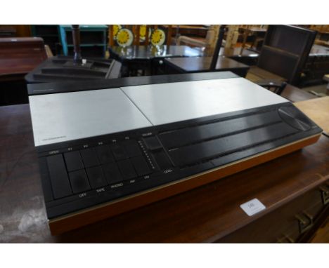 A Bang &amp; Olufsen Beomaster 2200 tuner and amplifier 