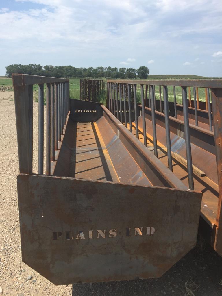 Plains Industries 20' fence line feed bunks (New)