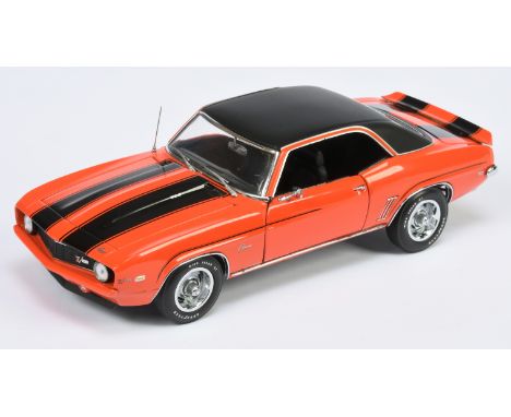 Franklin Mint B11TQ16 1/24th scale 1969 Chevrolet Camaro with FM Paperwork - Near Mint to Mint in Fair to Good transit carton