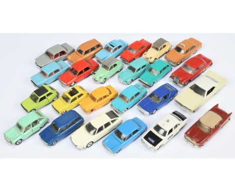 A group of loose plastic model cars including The Lindberg Line - Plymouth Barracuda, Norev Citroen 2 CV AZ, Minialuxe - Peug