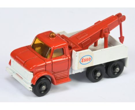 Matchbox Regular Wheels 71c Ford Heavy Wreck Truck "Esso" - red cab, jib and plastic hook, white base, back and front grille 