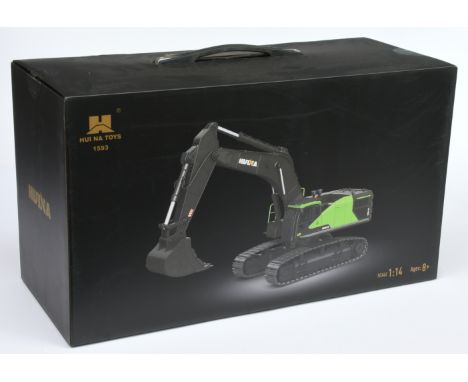 HuiNa - 1/14 scale 1593 Professional R/C Excavator with die-cast cab and bucket, complete with 2.4G remote controller. Condit