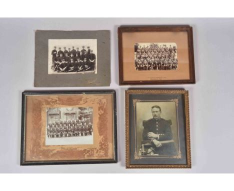 Lot de 4 grandes photos d’époques : une du 5° bataillon de chasseurs à pied de Remiremont vers 1896, une photo de groupe du 2