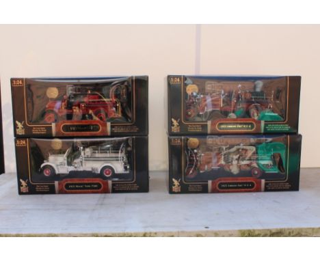 SIGNATURE SERIES - A COLLECTION OF FOUR BOXED DIE CAST 1:24 SCALE MODEL FIRE TRUCKS / FIRE ENGINES, comprising two 1925 Ahren